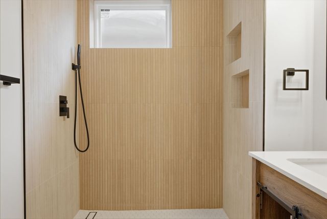 6029 S Artesian Avenue, Chicago, IL 60629