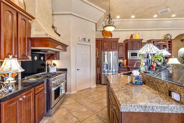 719 Curecanti Circle, Grand Junction, CO 81507