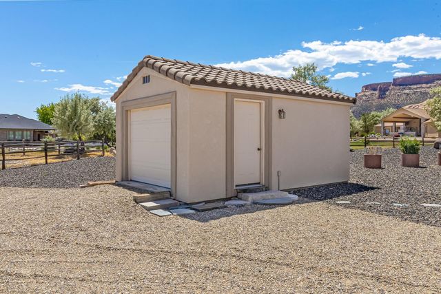 719 Curecanti Circle, Grand Junction, CO 81507