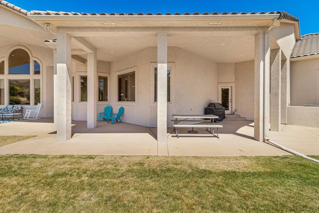 719 Curecanti Circle, Grand Junction, CO 81507