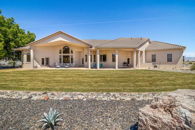 719 Curecanti Circle, Grand Junction, CO 81507