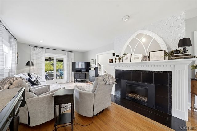 1041 Colvin Boulevard, Tonawanda, NY 14223