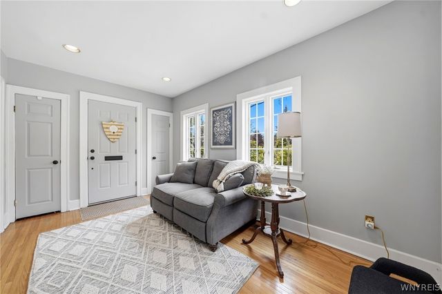 1041 Colvin Boulevard, Tonawanda, NY 14223