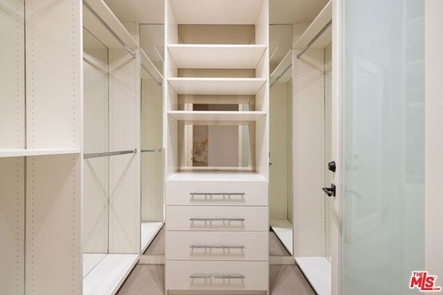 225 S Hamilton Drive 102, Beverly Hills, CA 90211