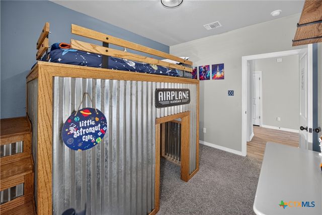 612 Holstein Drive, Belton, TX 76513