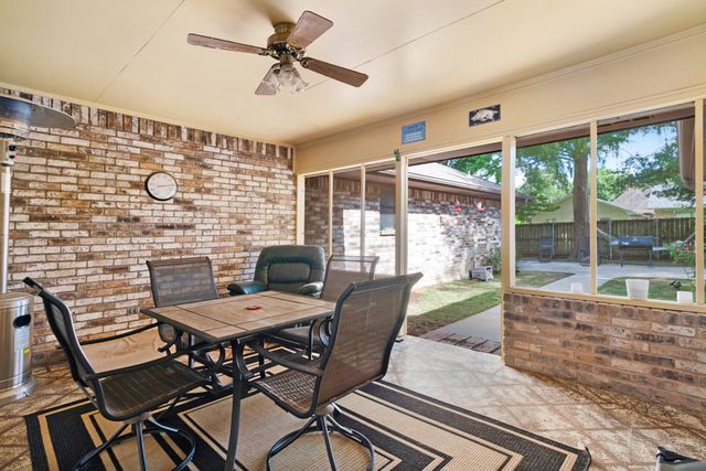 4030 Shannon Drive, Paris, TX 75462