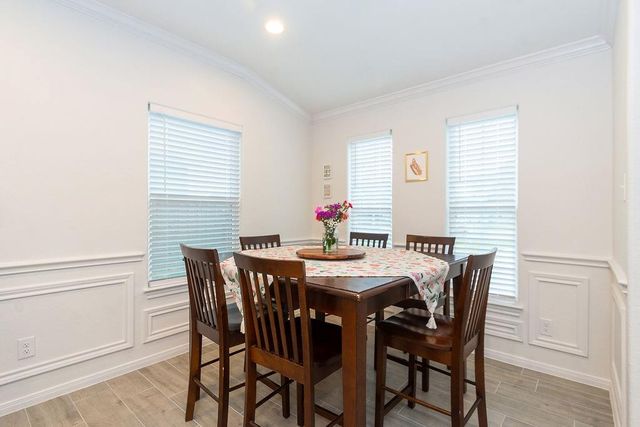 505 18th Avenue N, Texas City, TX 77590