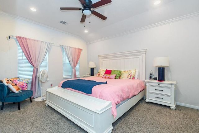 505 18th Avenue N, Texas City, TX 77590