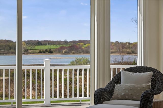 38 Pierce Avenue, Jamestown, RI 02835