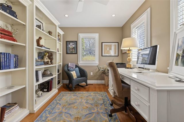 38 Pierce Avenue, Jamestown, RI 02835