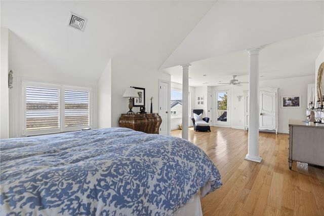 38 Pierce Avenue, Jamestown, RI 02835