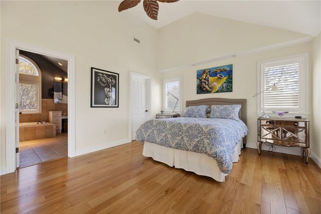 38 Pierce Avenue, Jamestown, RI 02835