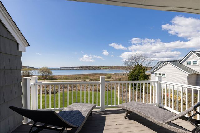 38 Pierce Avenue, Jamestown, RI 02835