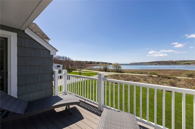38 Pierce Avenue, Jamestown, RI 02835