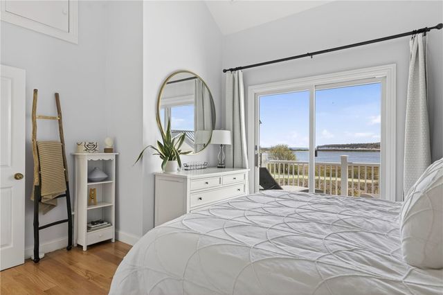 38 Pierce Avenue, Jamestown, RI 02835