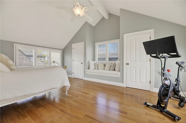 38 Pierce Avenue, Jamestown, RI 02835