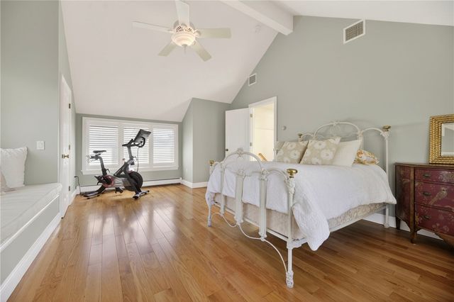 38 Pierce Avenue, Jamestown, RI 02835