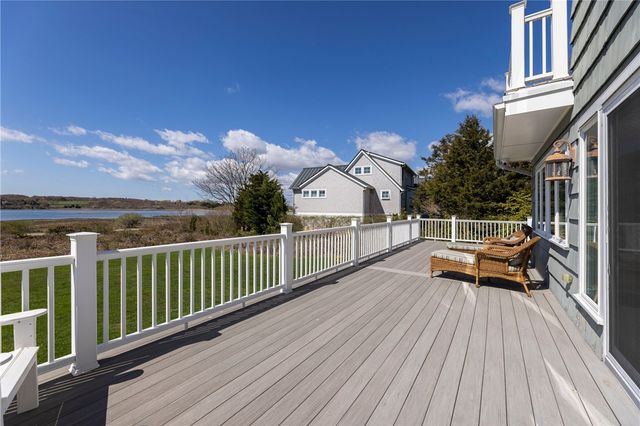 38 Pierce Avenue, Jamestown, RI 02835