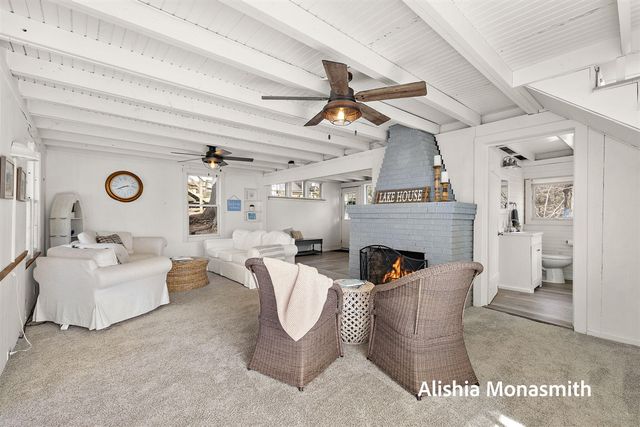 15058 Stickney Ridge Road, Grand Haven, MI 49417