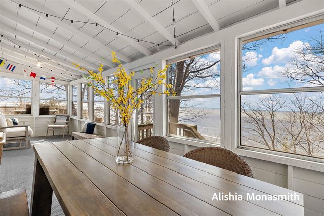 15058 Stickney Ridge Road, Grand Haven, MI 49417