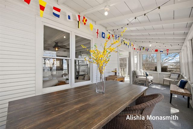 15058 Stickney Ridge Road, Grand Haven, MI 49417