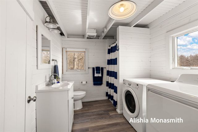 15058 Stickney Ridge Road, Grand Haven, MI 49417