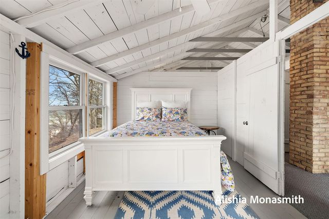 15058 Stickney Ridge Road, Grand Haven, MI 49417