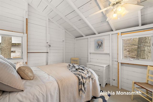 15058 Stickney Ridge Road, Grand Haven, MI 49417