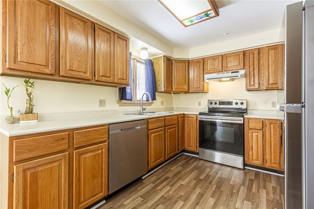 210 Sunnyside Drive, Brighton, NY 14623