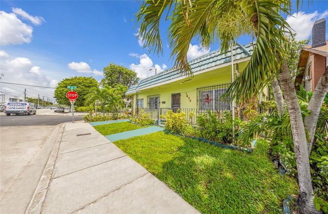 1477 NW 2nd St, Miami, FL 33125