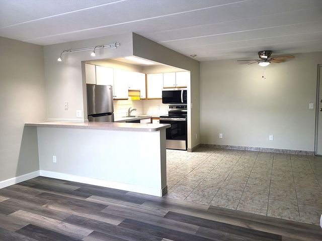 576 Washington Street 410, Weymouth, MA 02188