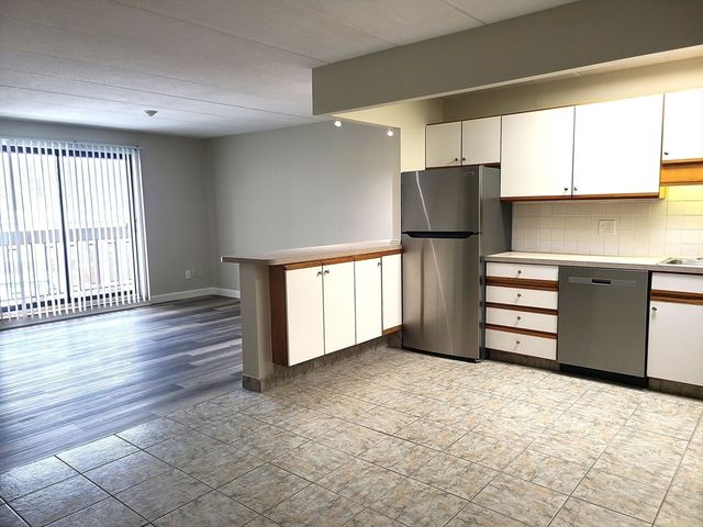 576 Washington Street 410, Weymouth, MA 02188