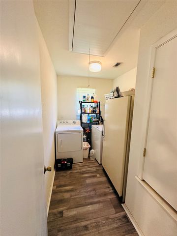 425 N Avenue E, Cross Plains, TX 76443