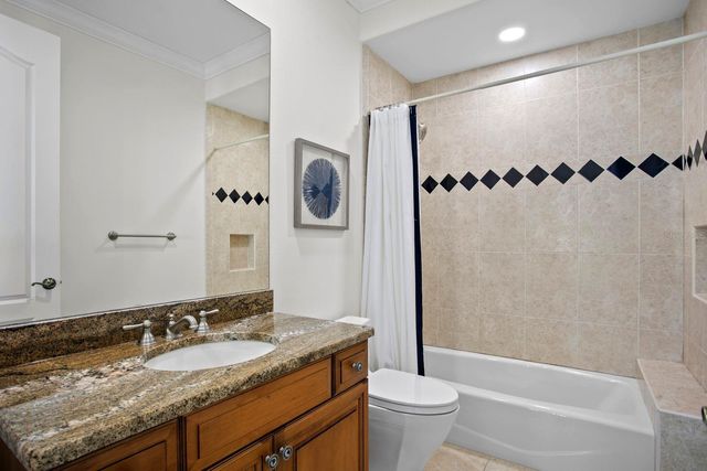 611 1ST AVENUE S, Tierra Verde, FL 33715