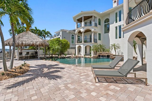 611 1ST AVENUE S, Tierra Verde, FL 33715