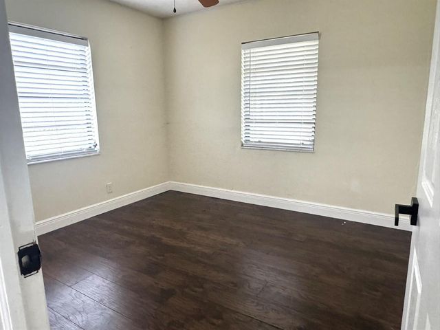 4117 NW 5th Avenue, Oakland Park, FL 33309