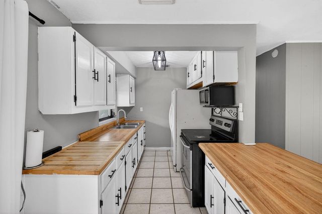 4117 NW 5th Avenue, Oakland Park, FL 33309