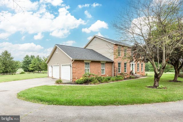 2092 TRIPLE GREEN CT, Hampstead, MD 21074