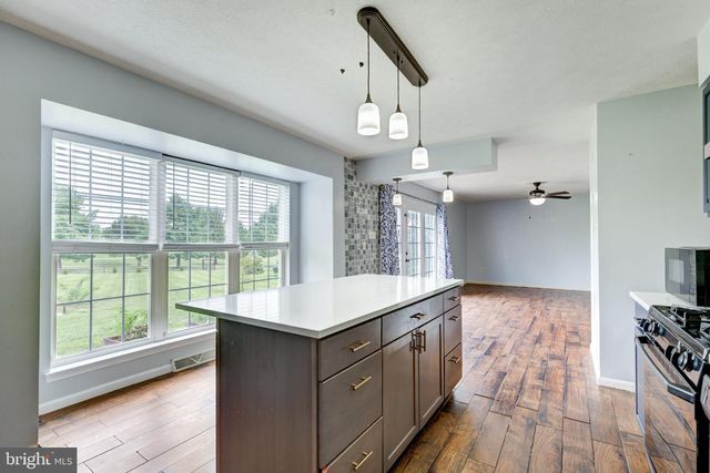 2092 TRIPLE GREEN CT, Hampstead, MD 21074