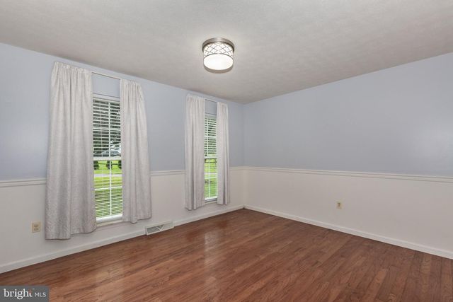 2092 TRIPLE GREEN CT, Hampstead, MD 21074