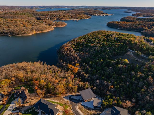 176 Canada Drive, Branson West, MO 65737