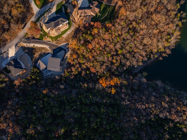 176 Canada Drive, Branson West, MO 65737