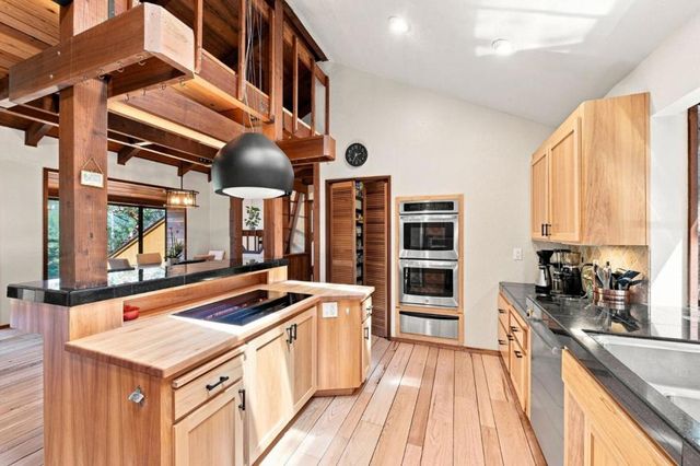 22163 Miller Ridge Road, Los Gatos, CA 95033