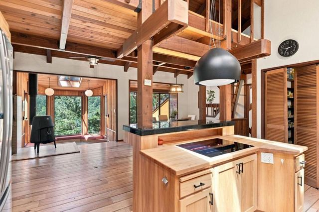 22163 Miller Ridge Road, Los Gatos, CA 95033