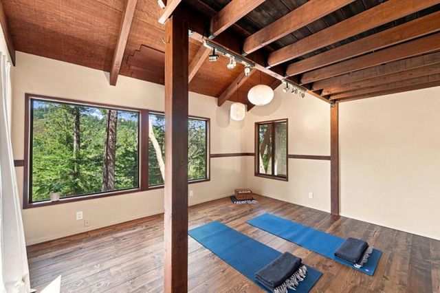 22163 Miller Ridge Road, Los Gatos, CA 95033