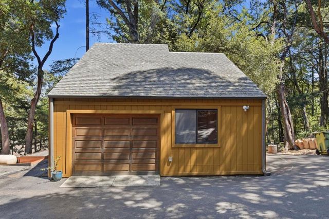 22163 Miller Ridge Road, Los Gatos, CA 95033