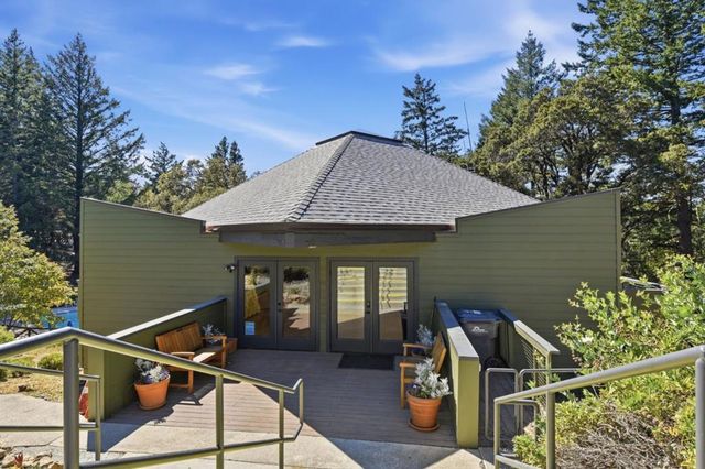 22163 Miller Ridge Road, Los Gatos, CA 95033