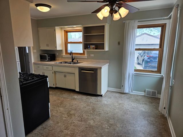 5816 Superior Street, Berkeley, IL 60163