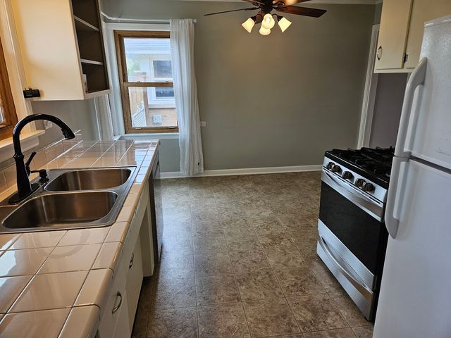5816 Superior Street, Berkeley, IL 60163