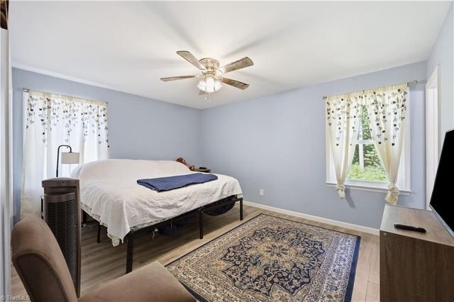 4810 Hemphill Drive, Winston-salem, NC 27105